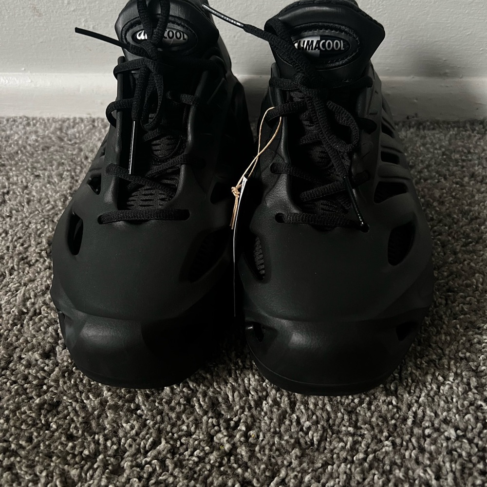 New Adidas Black Climacool Athletic Shoes